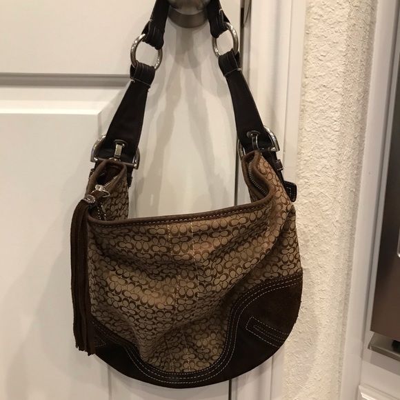 Coach Large Hobo Bag - Picture 3 of 5